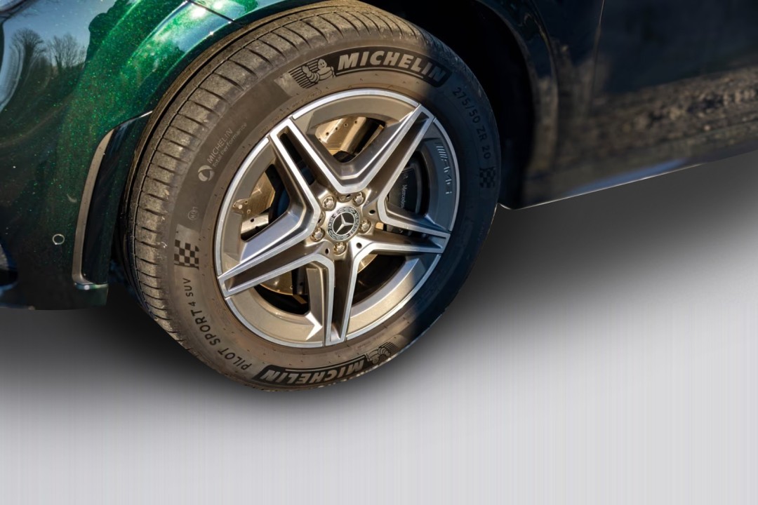 Mercedes-Benz GLE 350e 4MATIC AMG Line - foto 9