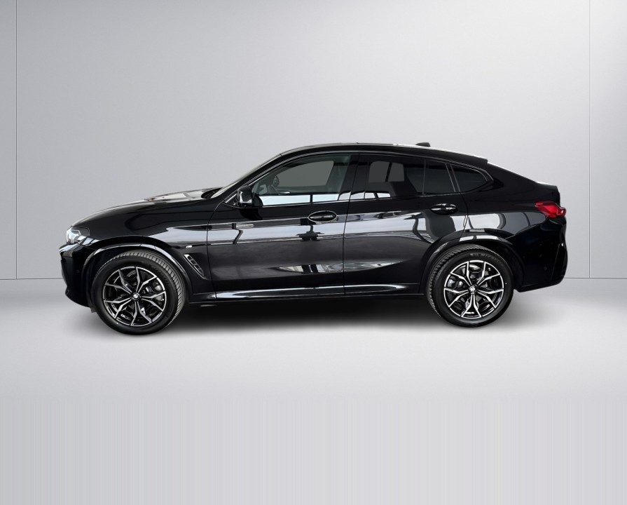 BMW X4 xDrive20d M-Sport (2)