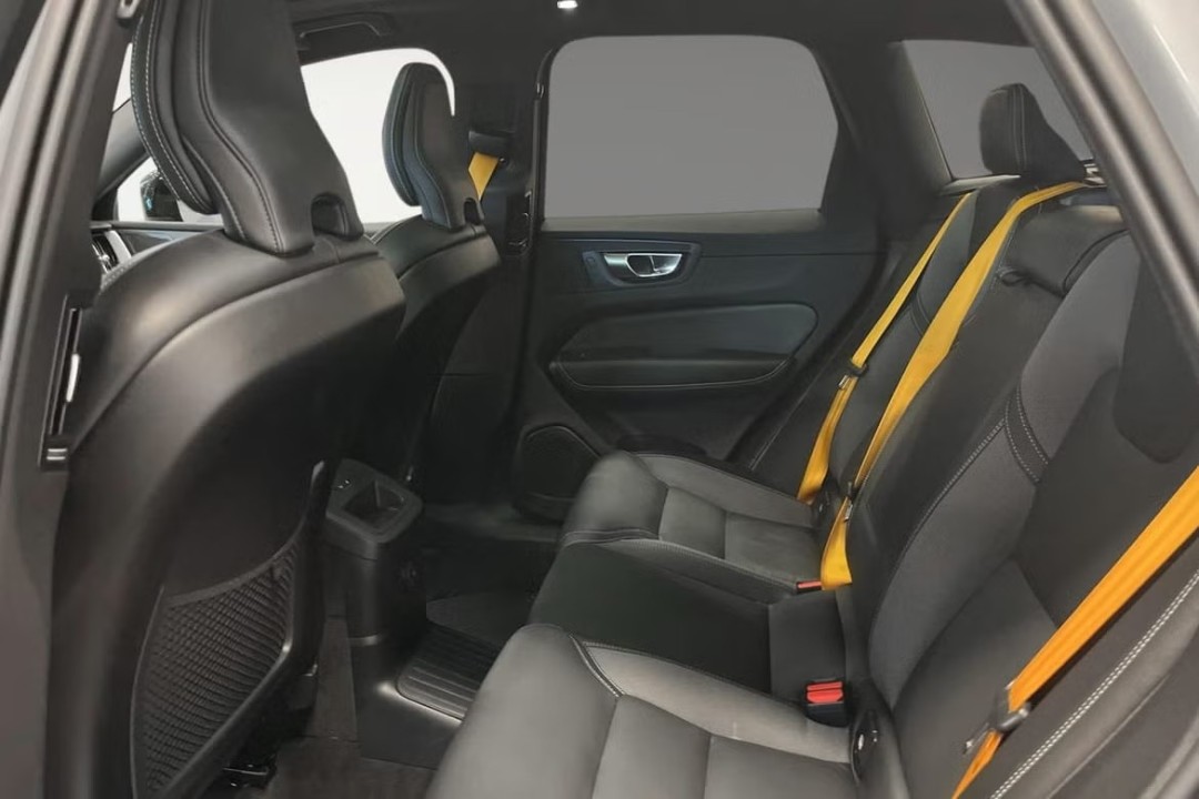 Volvo XC 60 T8 Recharge AWD Polestar Engineered - foto 9