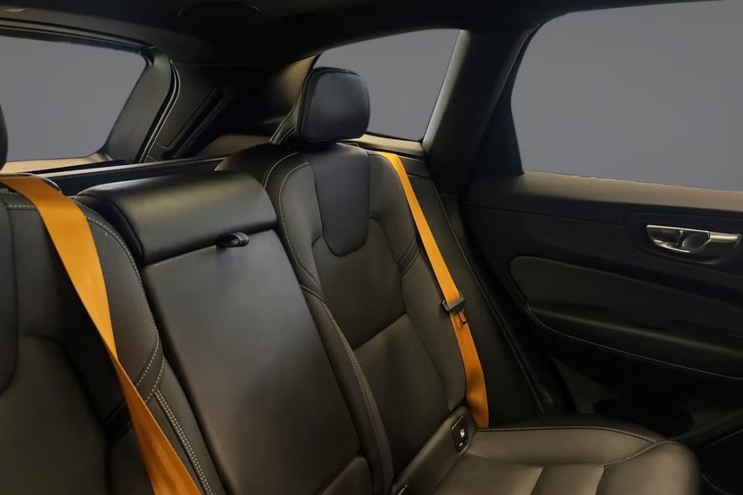 Volvo XC 60 T8 Recharge AWD Polestar Engineered - foto 10