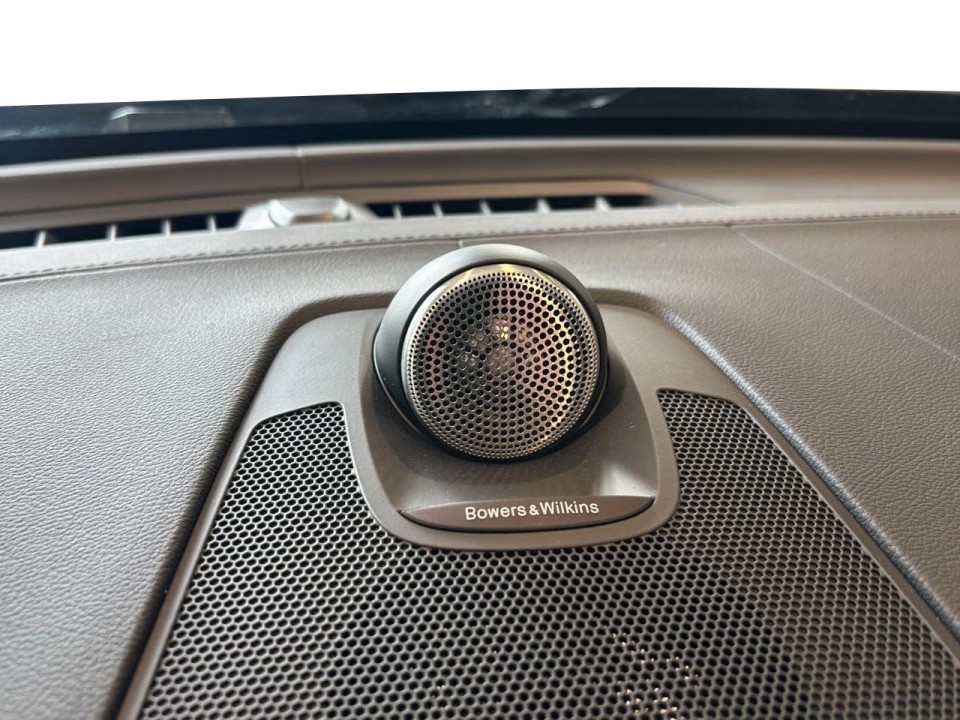 Volvo XC 60 T8 Recharge AWD Polestar Engineered - foto 12