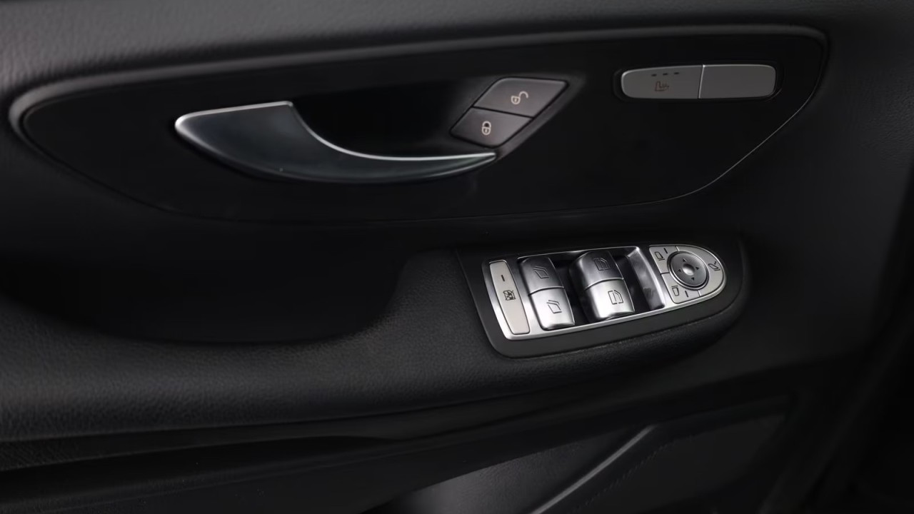 Mercedes-Benz V 250d 4MATIC Long - foto 23