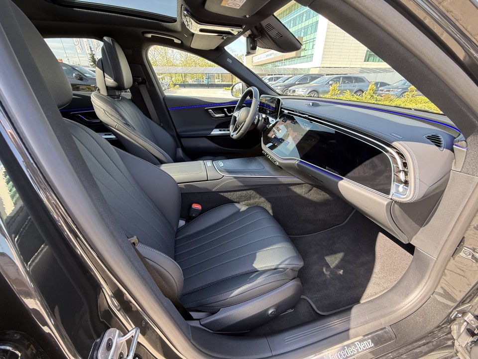 Mercedes-Benz E 220d Exclusive - foto 16
