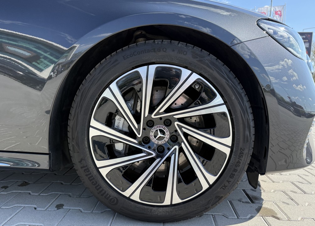 Mercedes-Benz E 220d Exclusive - foto 23
