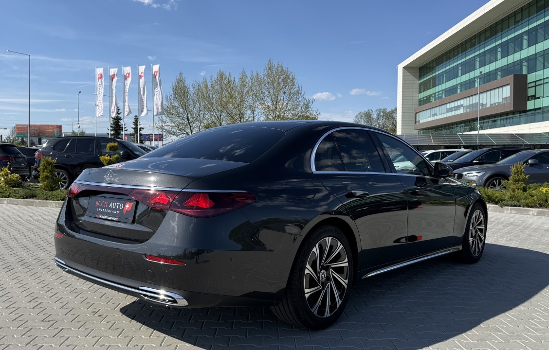 Mercedes-Benz E 220d Exclusive (3)
