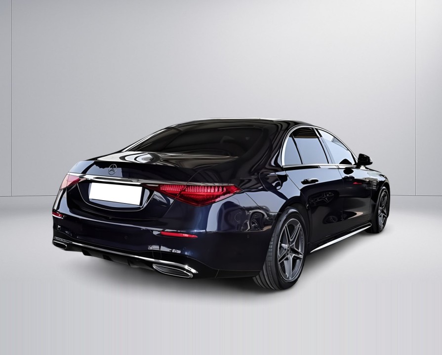 Mercedes-Benz S 400d 4MATIC AMG Line (2)
