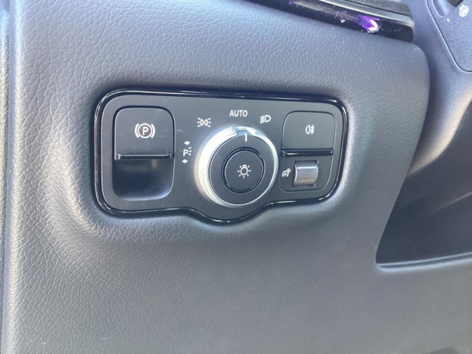 Mercedes-Benz V 300d Avantgarde Long - foto 18