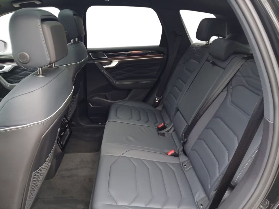 Volkswagen Touareg V6 TDI R-Line - foto 15