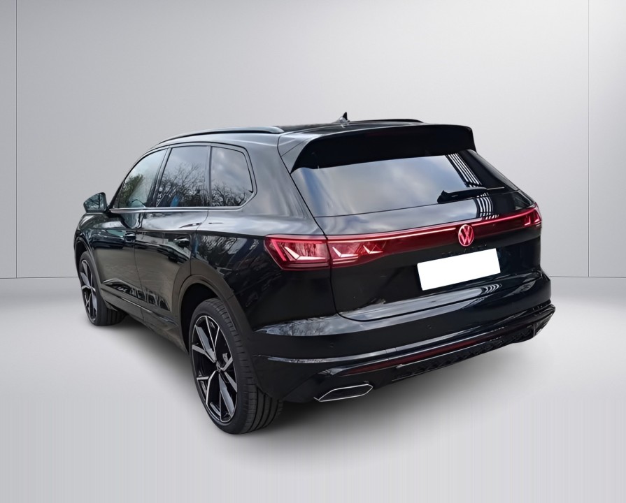 Volkswagen Touareg V6 TDI R-Line (5)