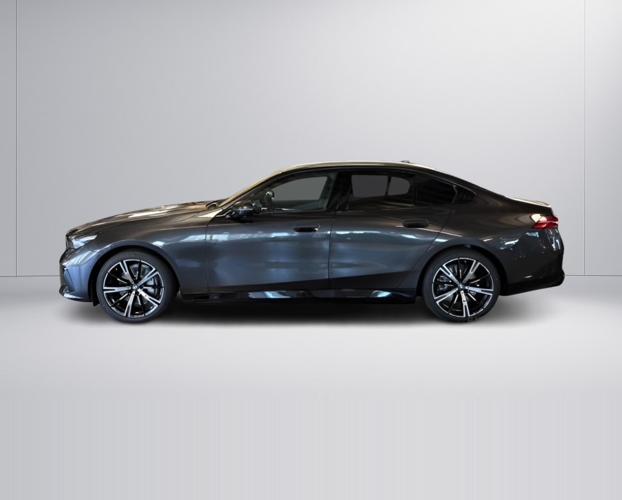 BMW i5 eDrive40 - foto 6