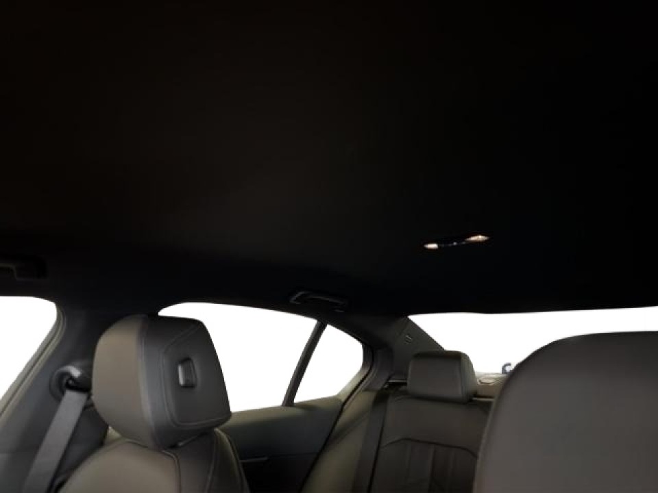 BMW i5 eDrive40 - foto 19