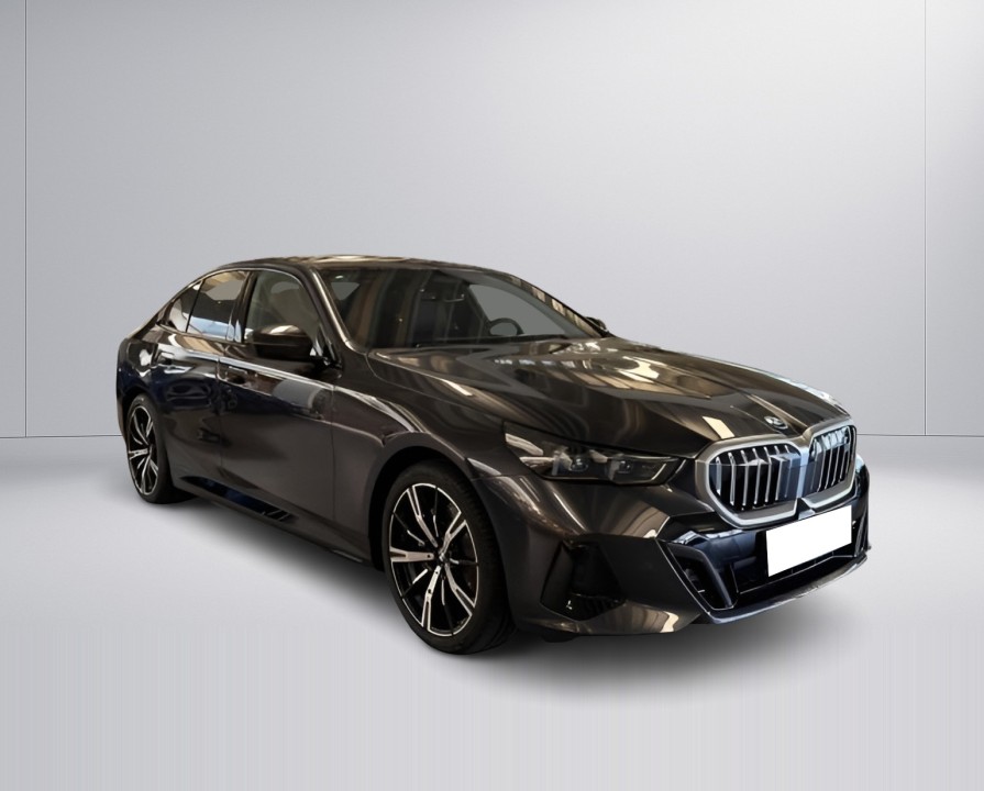 BMW i5 eDrive40