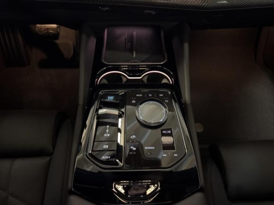 BMW i5 eDrive40 - foto 13