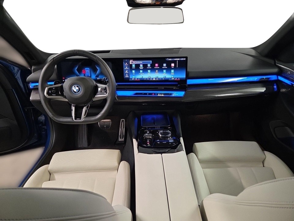 BMW Seria 5 550e xDrive M-Sport - foto 7