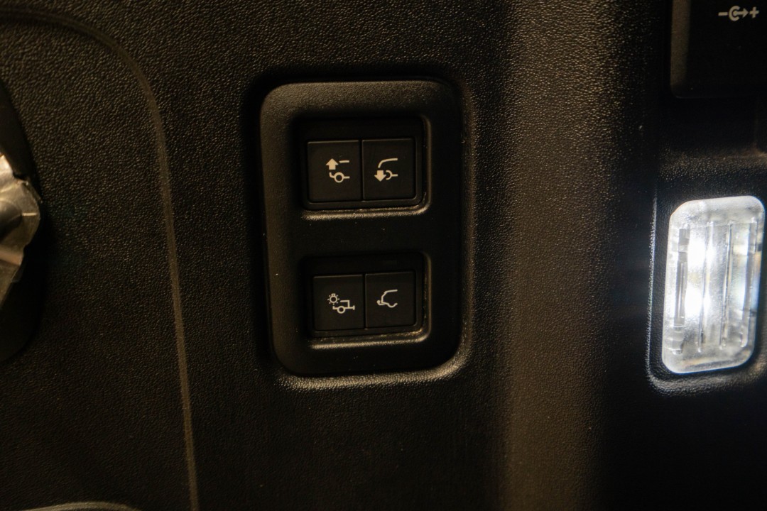 Land Rover Defender 110 X-Dynamic P400e - foto 22