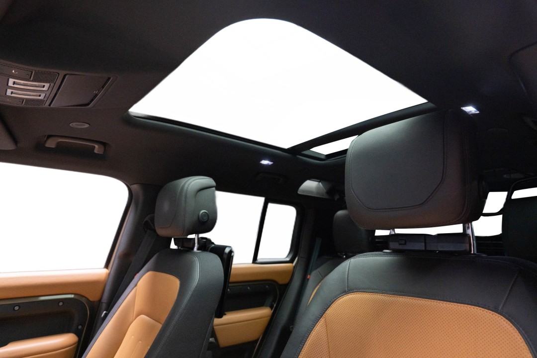 Land Rover Defender 110 X-Dynamic P400e - foto 17