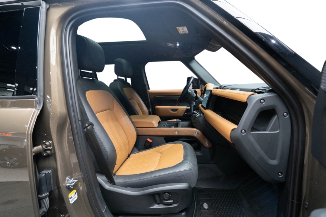 Land Rover Defender 110 X-Dynamic P400e - foto 13