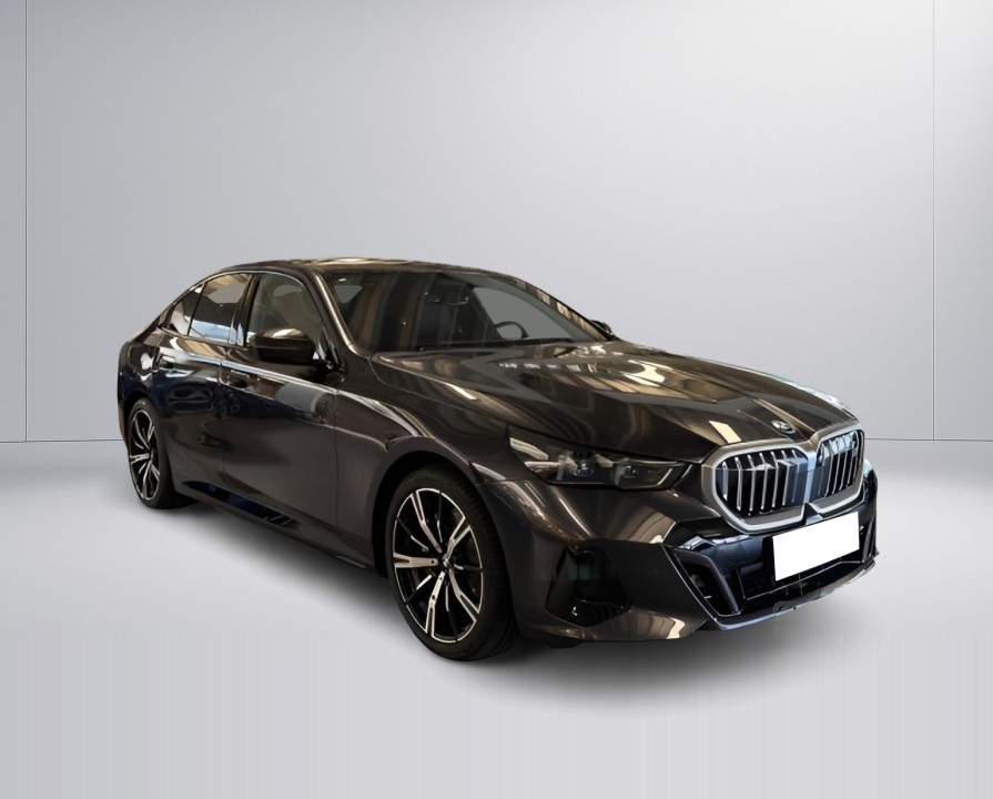 BMW i5 eDrive40