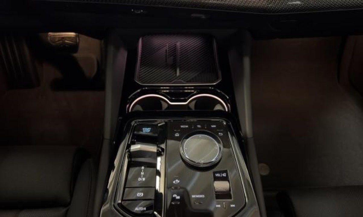 BMW i5 eDrive40 - foto 16