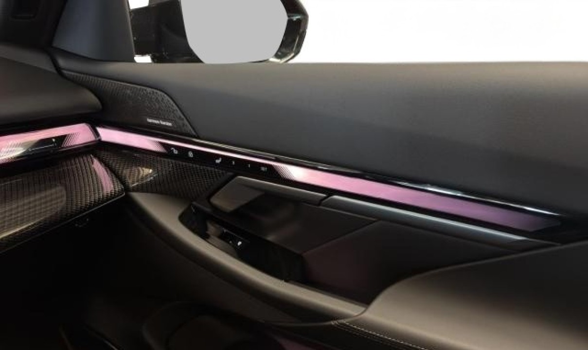 BMW i5 eDrive40 - foto 20