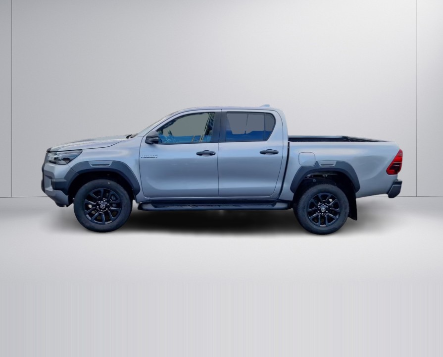Toyota Hilux 2.8D Invincible - foto 7