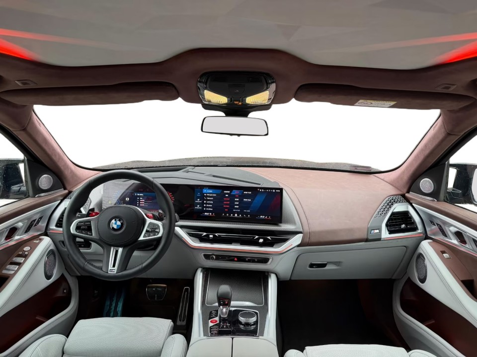 BMW XM 50e - foto 21