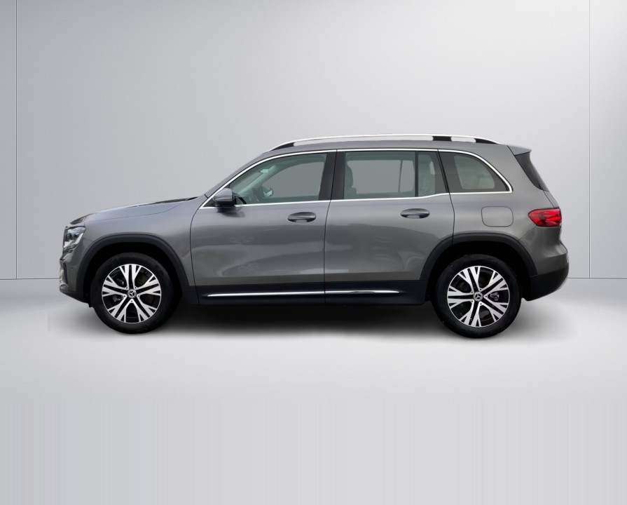 Mercedes-Benz GLB 220 4MATIC (4)