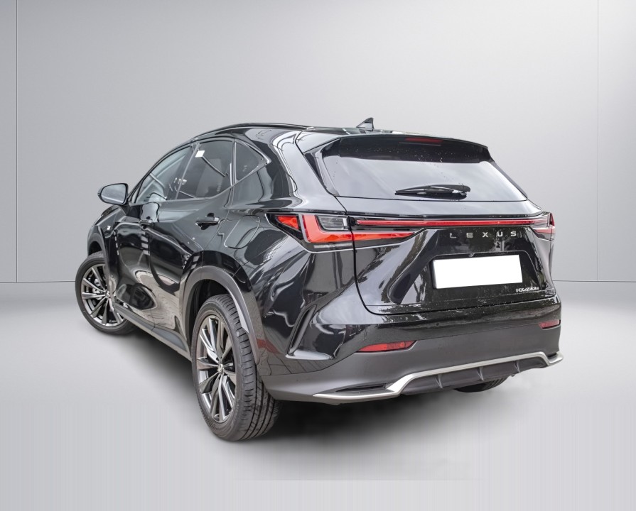 Lexus Seria NX 450h+ AWD F-Sport (3)