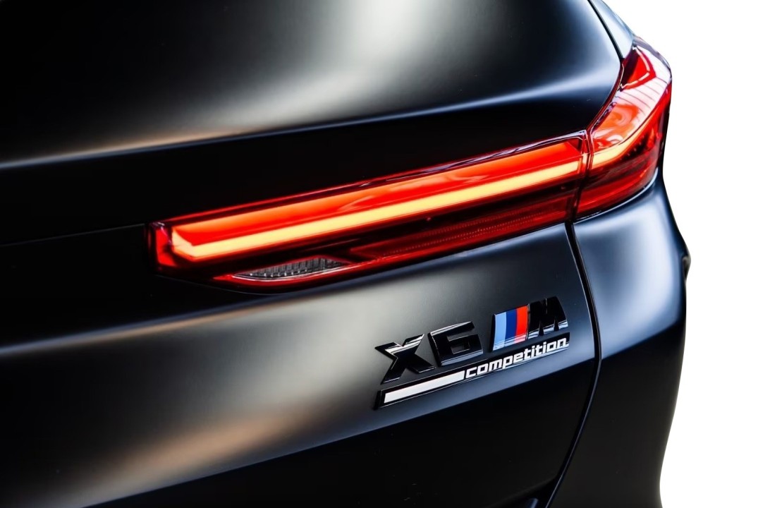 BMW X6 M Competition - foto 44