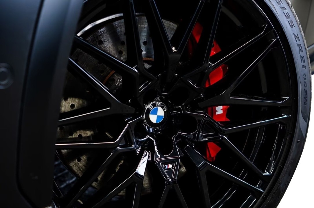 BMW X6 M Competition - foto 47