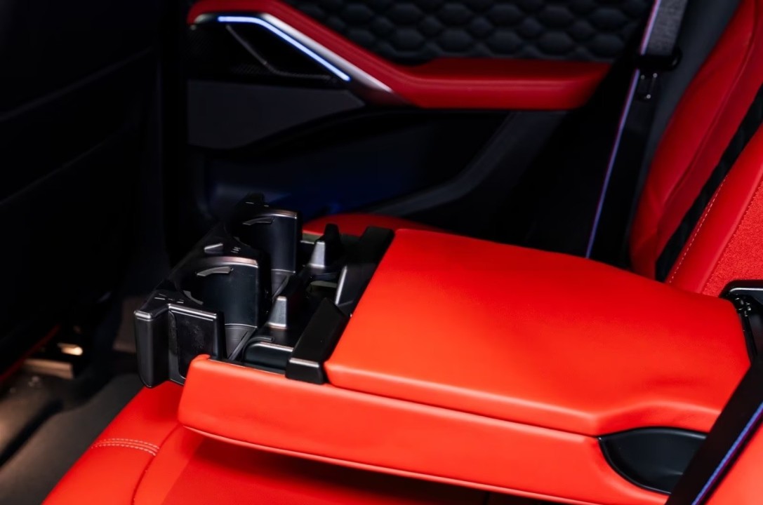 BMW X6 M Competition - foto 23