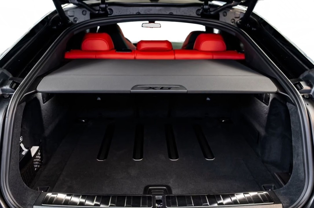 BMW X6 M Competition - foto 37