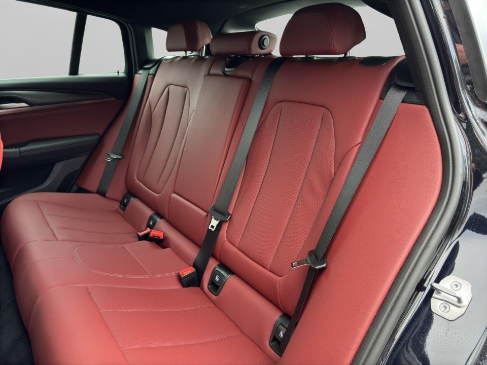 BMW X4 xDrive20d M-Sport - foto 11