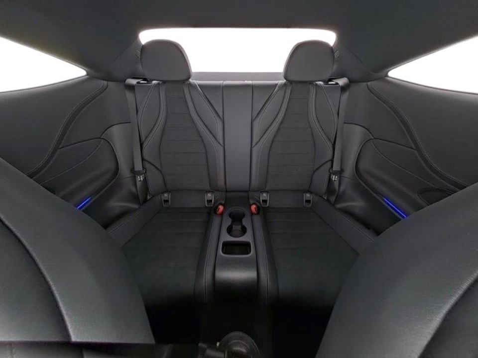 Mercedes-Benz CLE 200 AMG Line - foto 7