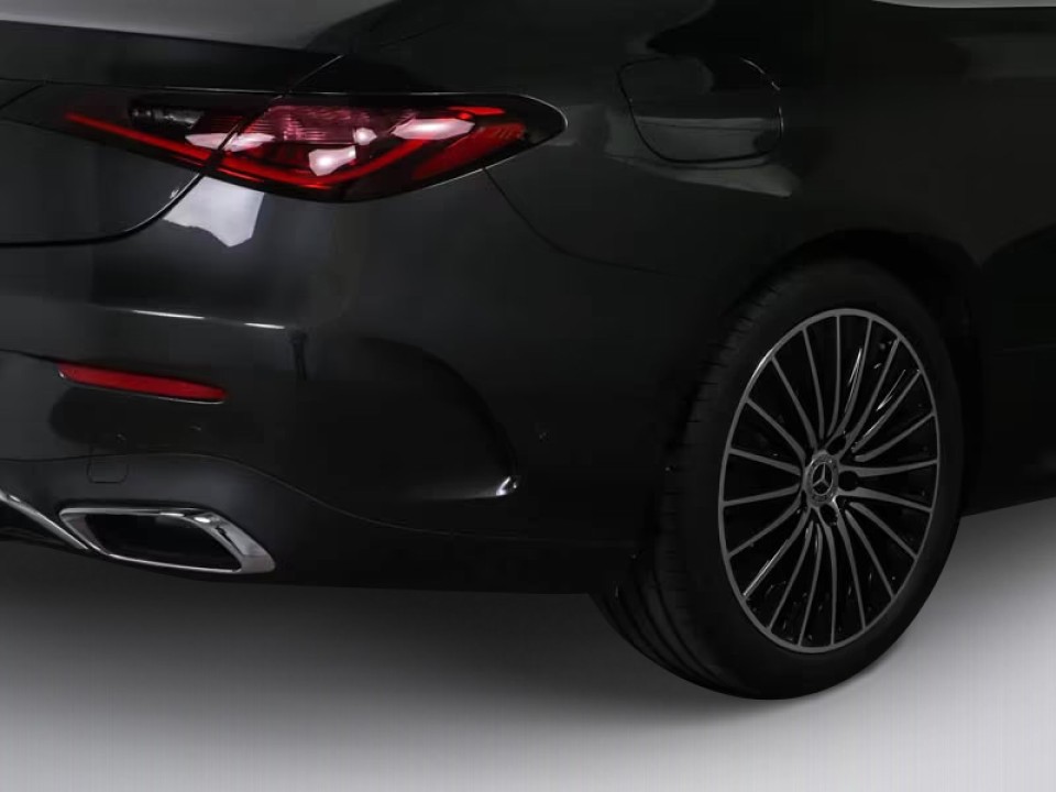 Mercedes-Benz CLE 200 AMG Line - foto 10