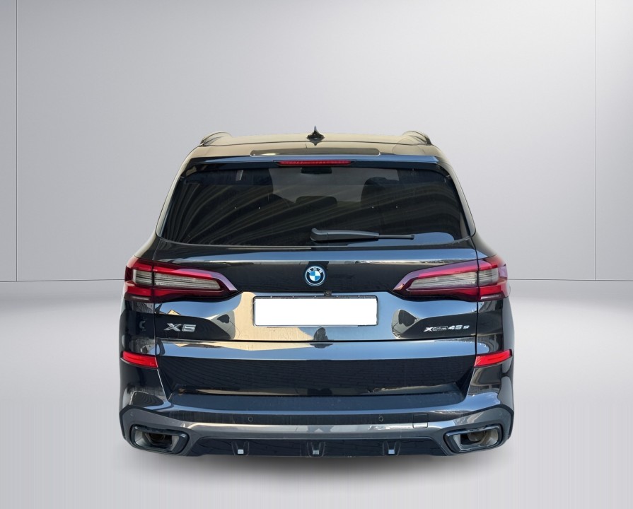 BMW X5 xDrive45e M-Sport (4)