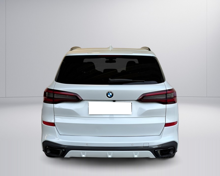 BMW X5 xDrive40d M-Sport (4)