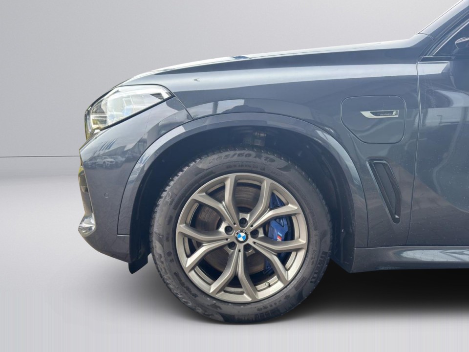 BMW X5 xDrive45e - foto 14