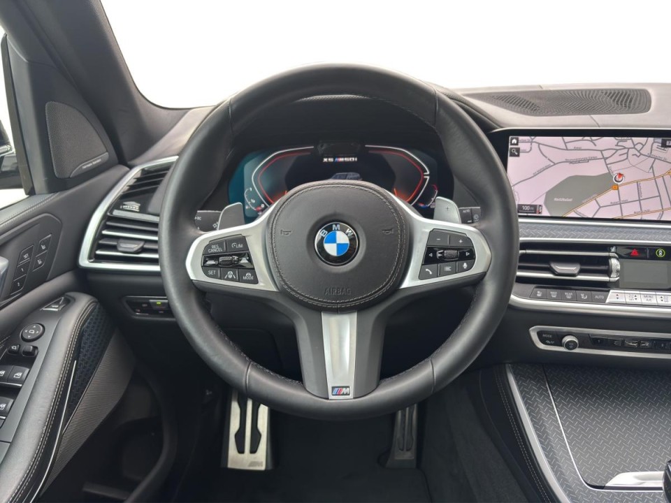 BMW X5 M50i - foto 9
