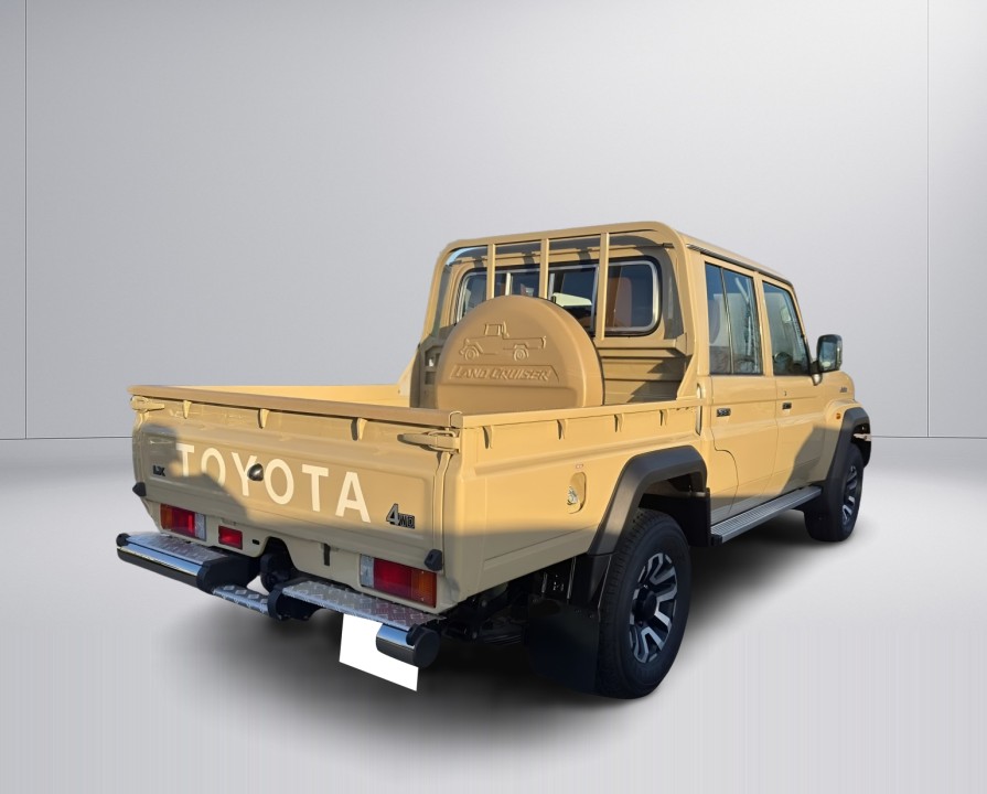 Toyota Land Cruiser GDJ 79 DC 2.8d (2)