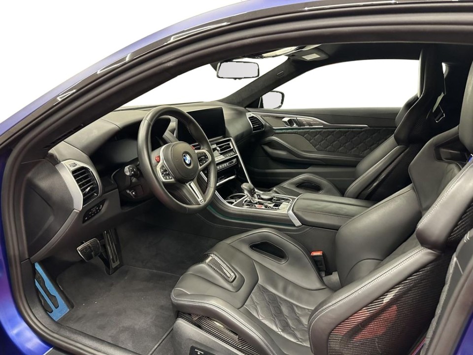 BMW M8 Competition - foto 7