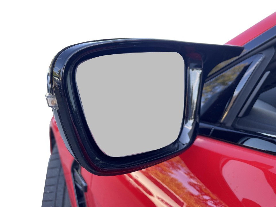 BMW M8 Competition - foto 23