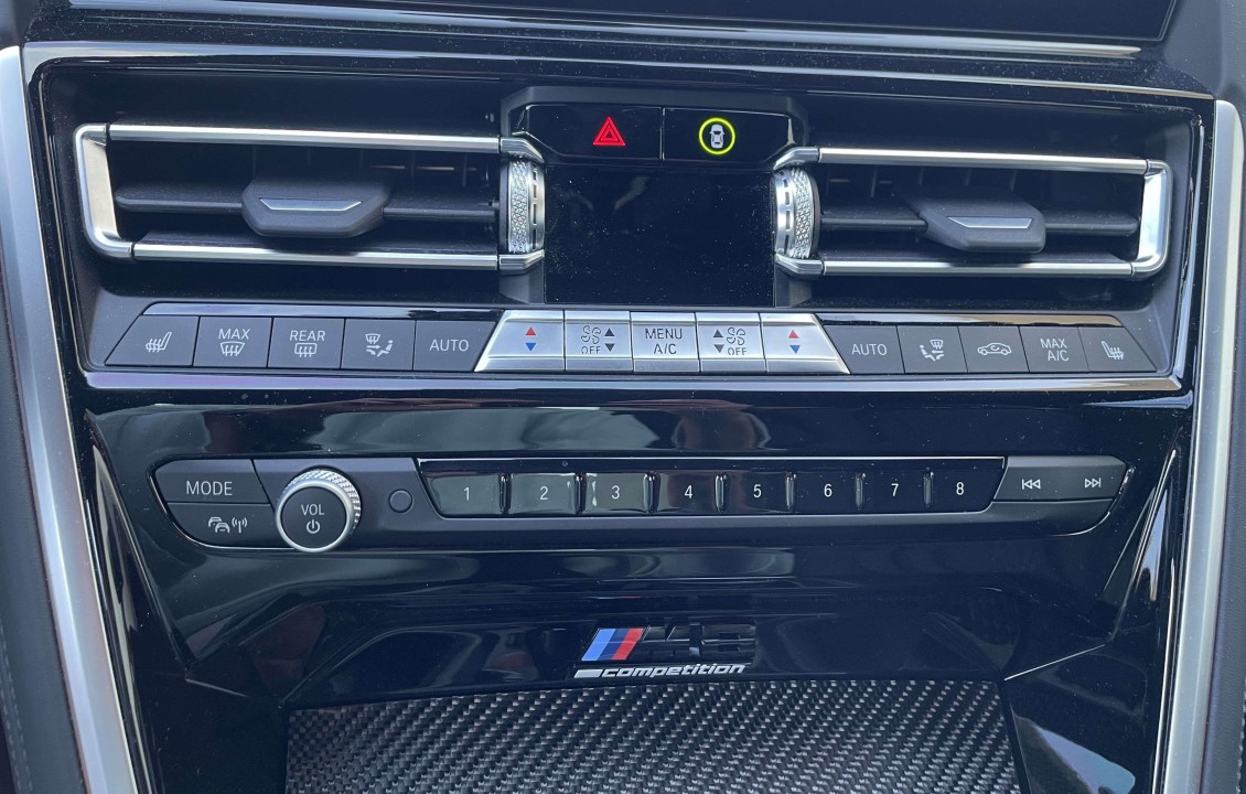 BMW M8 Competition - foto 18