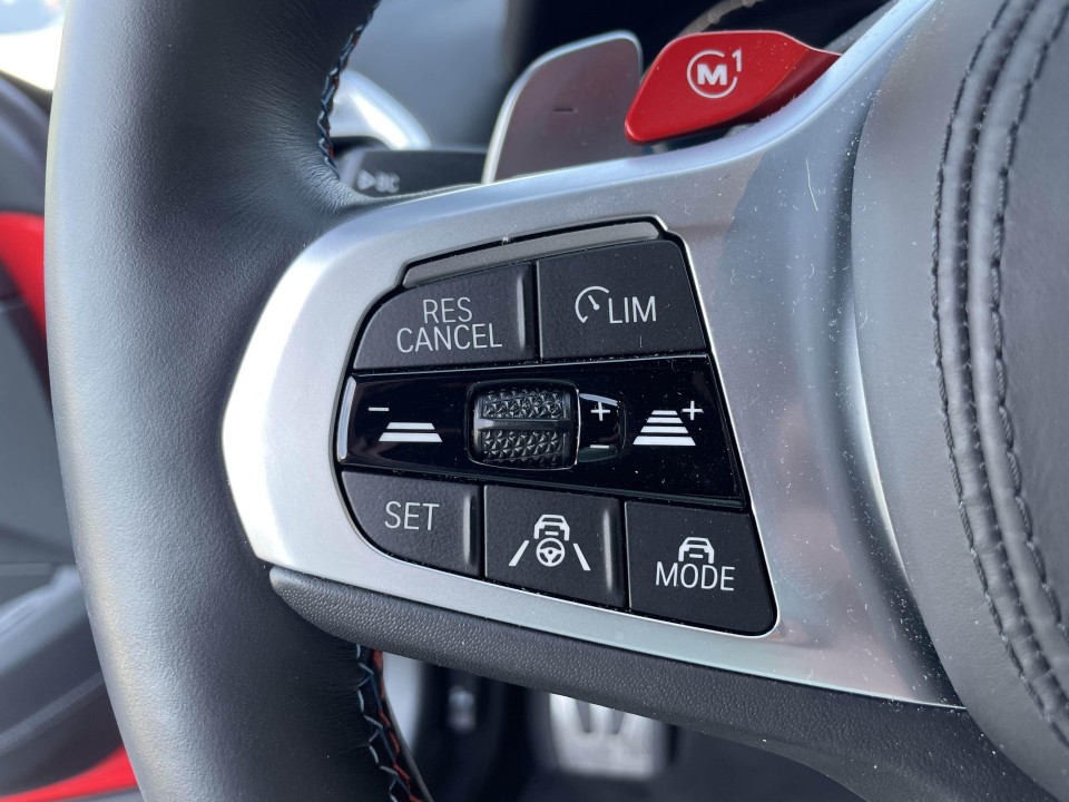 BMW M8 Competition - foto 11