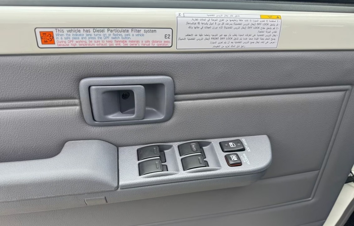 Toyota Land Cruiser GDJ 79 DC 4.5d V8 - foto 11