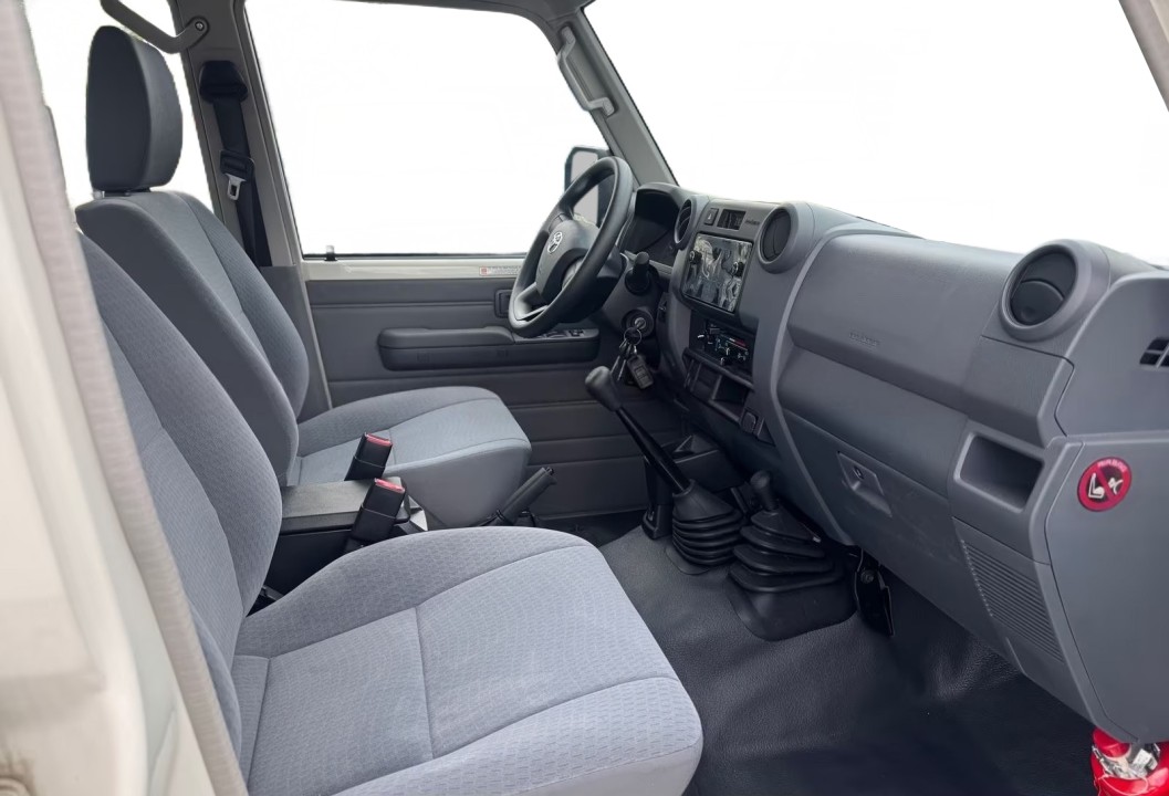 Toyota Land Cruiser GDJ 79 DC 4.5d V8 - foto 7