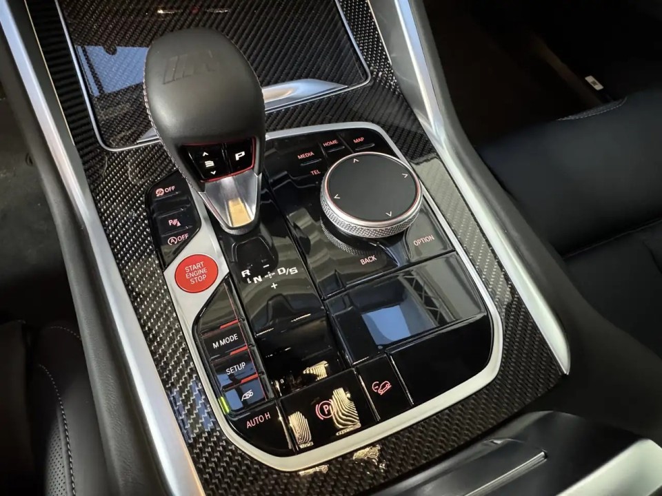 BMW X6 M Competition - foto 11