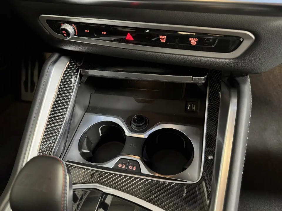 BMW X6 M Competition - foto 13