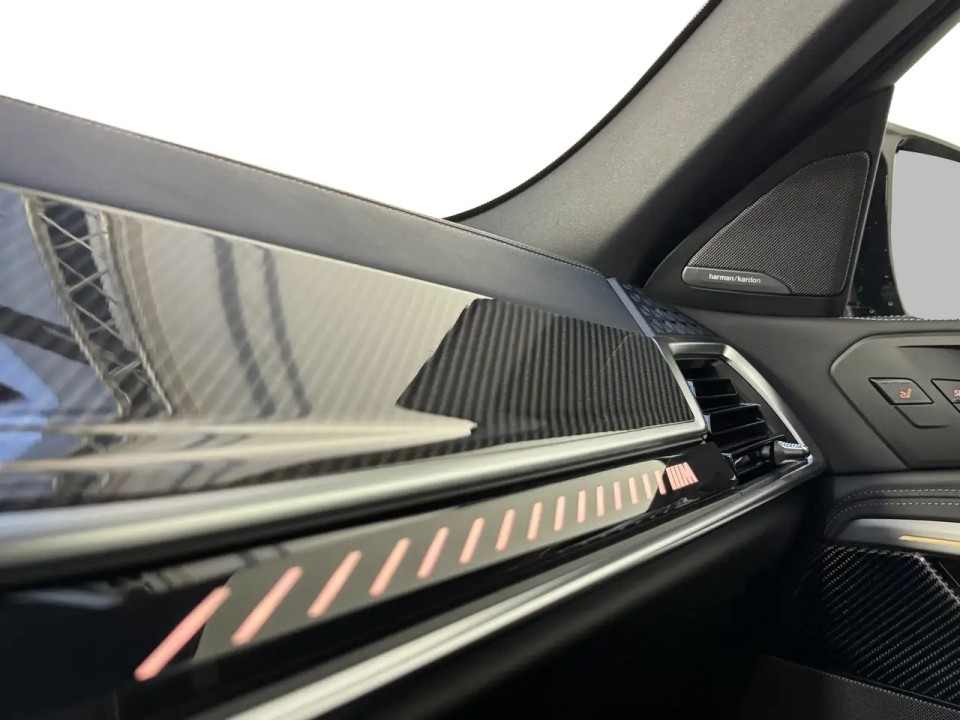 BMW X6 M Competition - foto 17