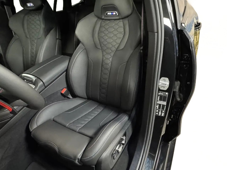 BMW X6 M Competition - foto 20